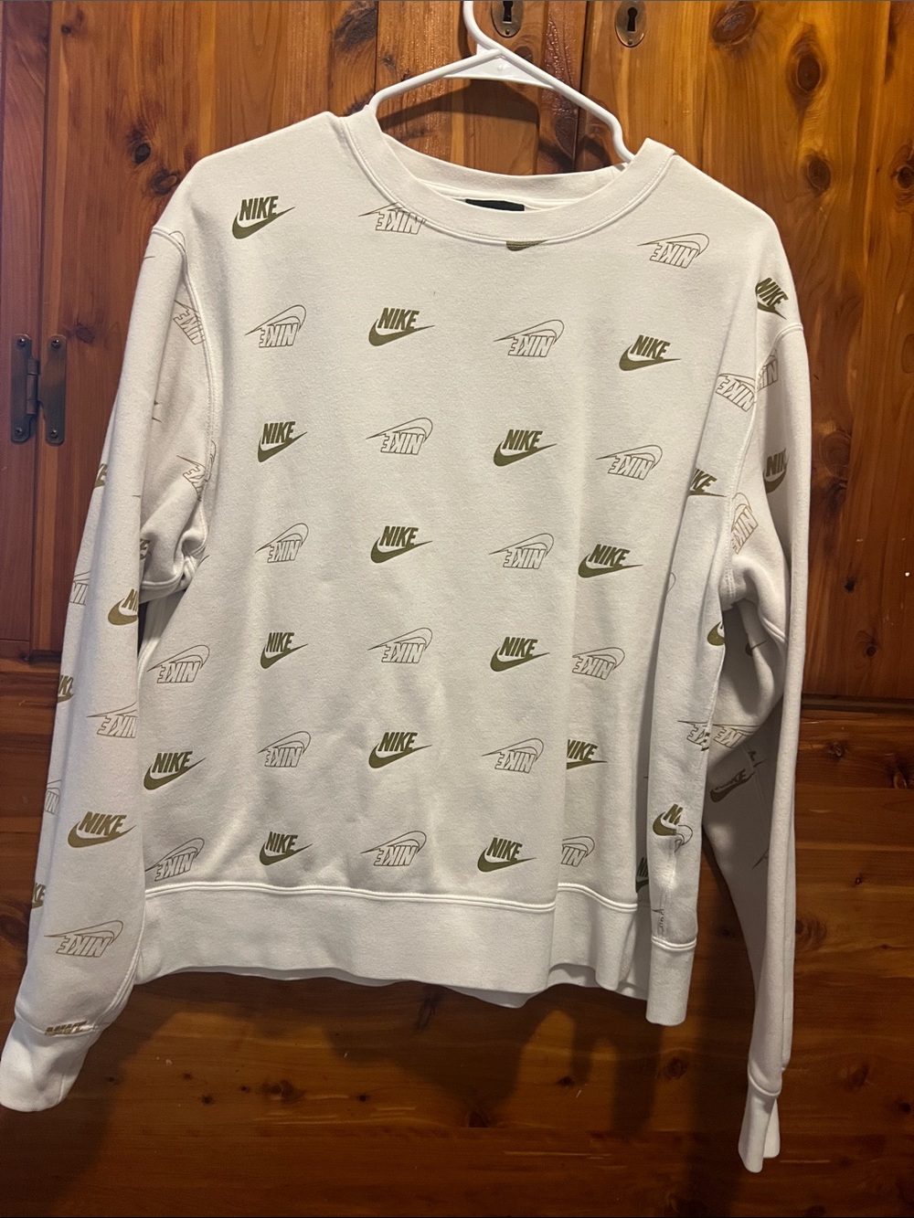 Nike Men’s White Crewneck Sweatshirt with Olive Logo Pattern